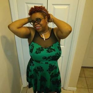 Meet your Posher, Aisha